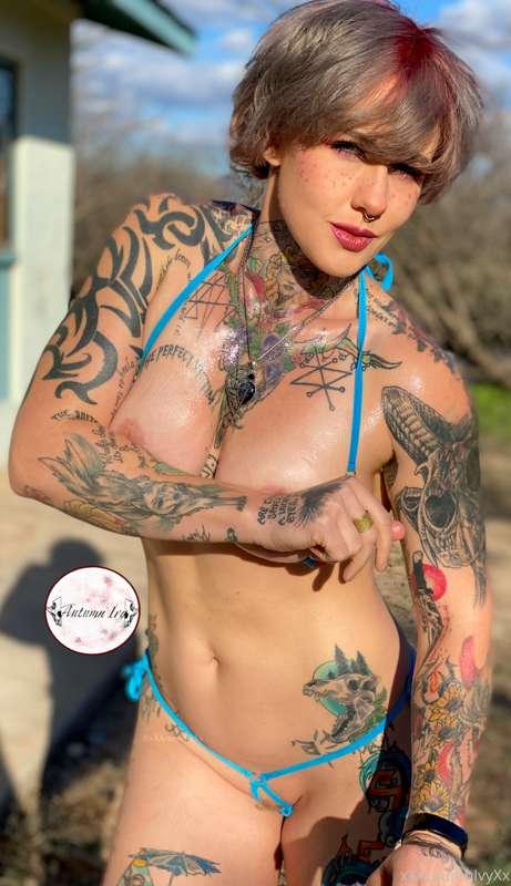 Who wants a new oil rub dedicated vid / photo combo?