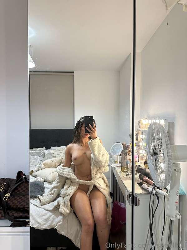 Do you like it slow and teasing, or fast and wild?👀