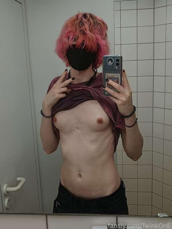 twinkone image #2