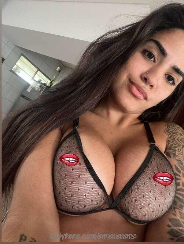 🔥 𝐏𝐞𝐫𝐟𝐞𝐜𝐭 𝐛𝐨𝐝𝐲, 𝐝𝐫𝐞𝐚𝐦 𝐟𝐚𝐜𝐞, 𝐞𝐯𝐞𝐫𝐲𝐭𝐡𝐢𝐧𝐠 𝐲𝐨𝐮'𝐫𝐞 𝐥𝐨𝐨𝐤𝐢𝐧𝐠 𝐟𝐨𝐫 𝐢𝐬..