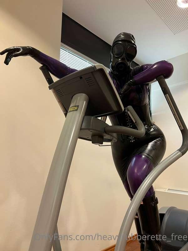 heavyrubberette_free image #3