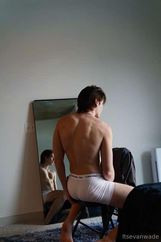 itsevanwade image #0