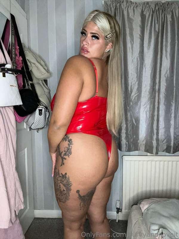 Im ready to be spanked🙊😈
