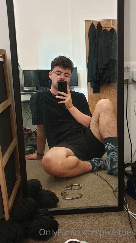 Oops I didn't see the rope and cuffs there 😈