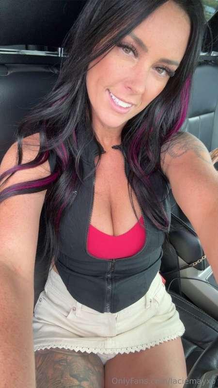 My fully nude page is @lacie_may and I have it discounted fo..