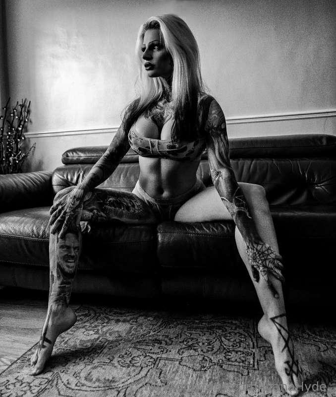 ivanahyde_ image #0