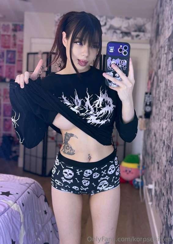 korpsekitten image #3