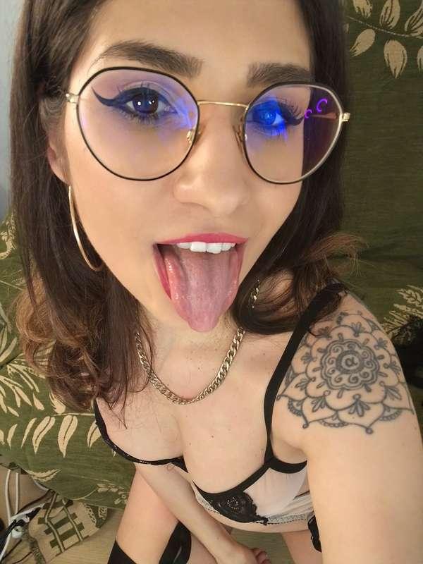 Cum tribute? 