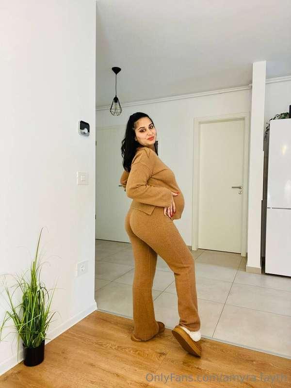 What would you do if I woke you up by running my hands all o..