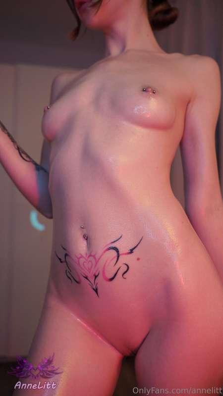 annelitt image #1