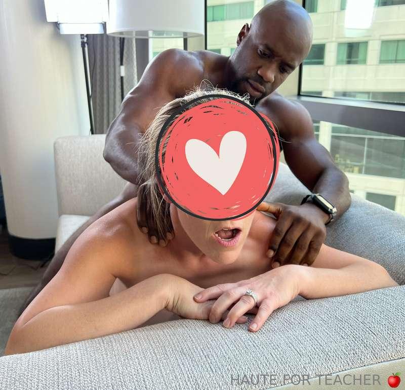 Pics like this are what I always tell my cameraman to send m..