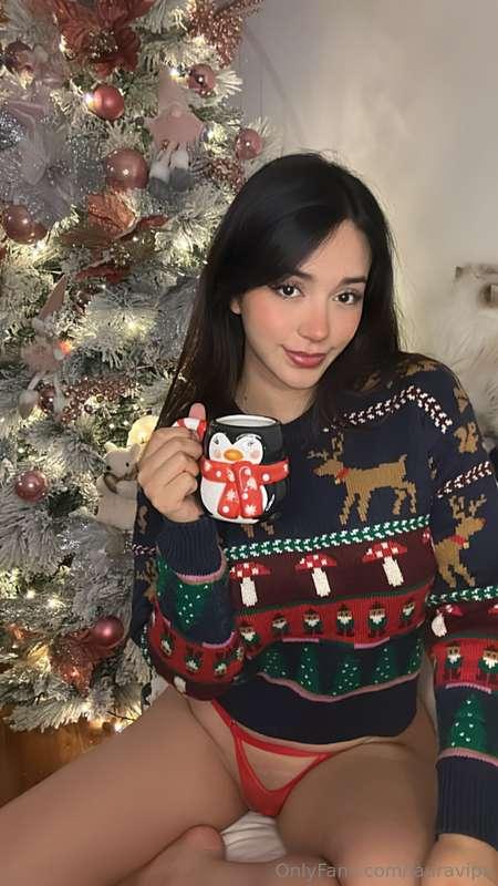 should i be naughty or nice? 🎄