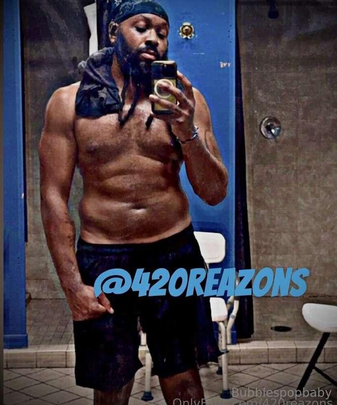 Just a shy guy with a bit of a dad bod and a bit of a naught..