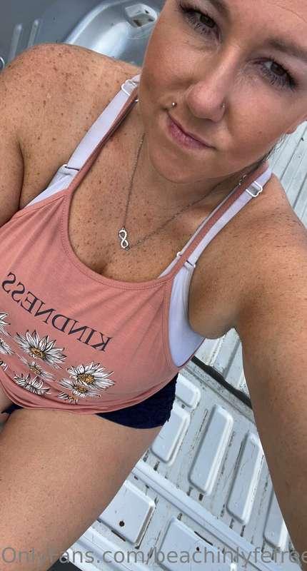 Hi babes! I just needed to let you know I will be back up as..