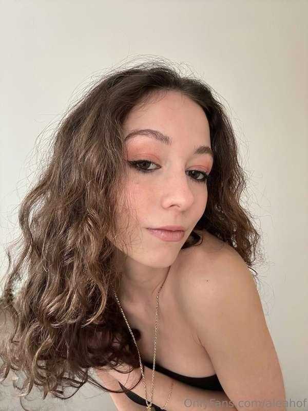 Hi there ;)  Make sure to keep an eye out for some Valentine..