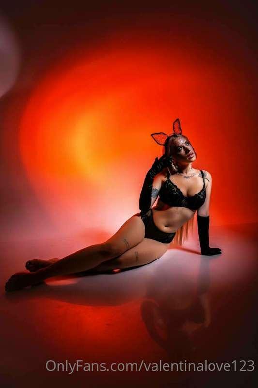 Today I want to be a kind kitty so that my pussy is gently c..