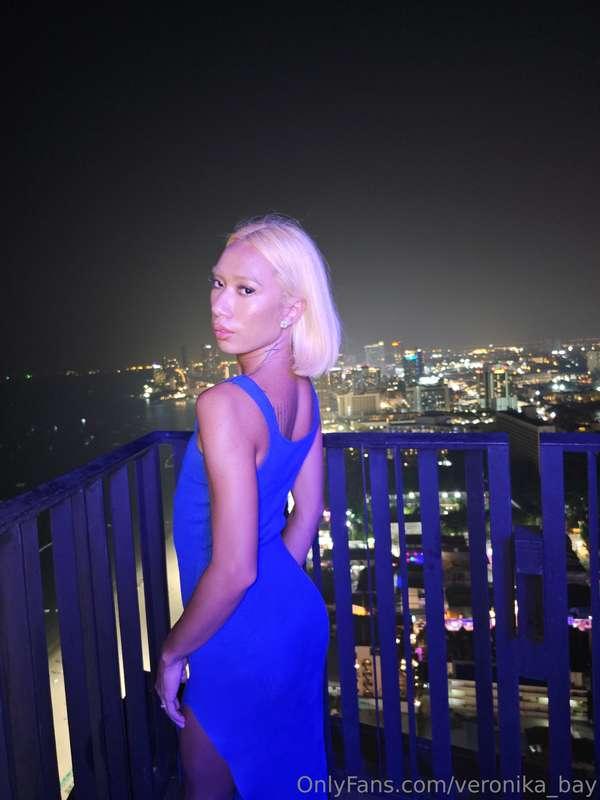 How's the view bby? And by view, I mean me 😘