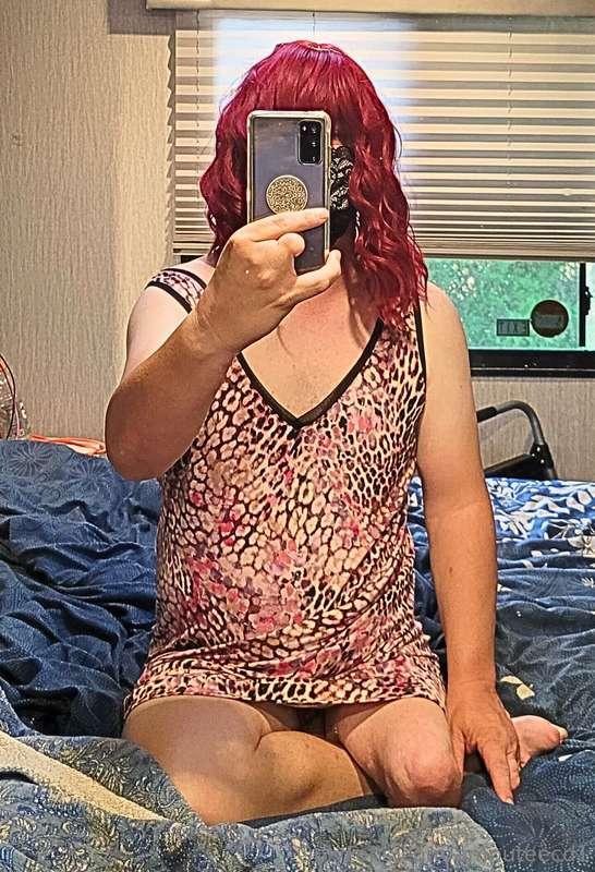 Do you like my nightie?