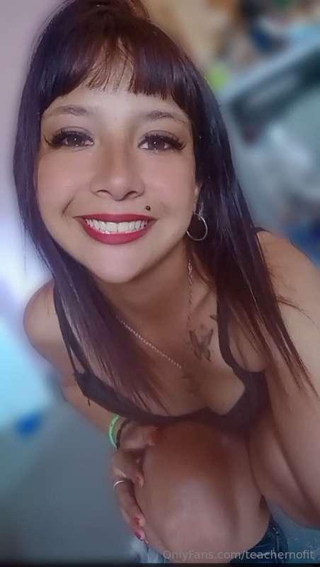 Free @tuzorri 😈Hey babe! If you're into pole dance and cute ..