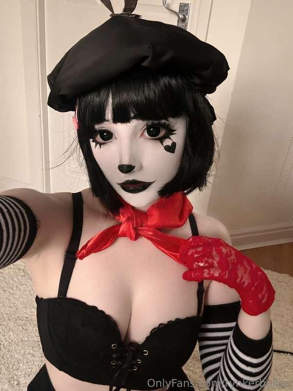 rynkerbellee image #1