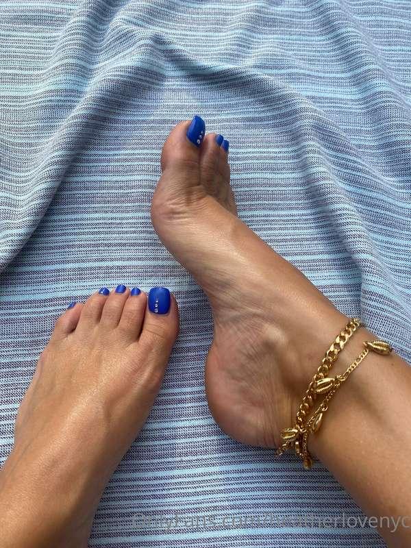 More chillin' by the pool with my bestie. (no she's not a fo..