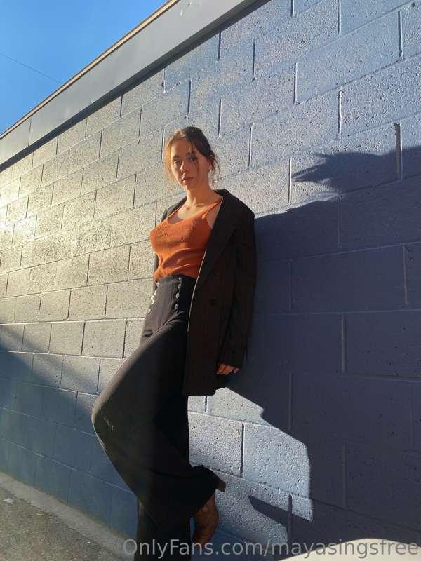 Wait... can you tell I'm not wearing a bra in this?