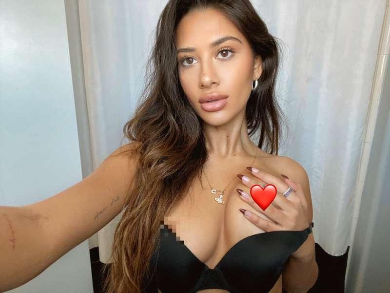 😘