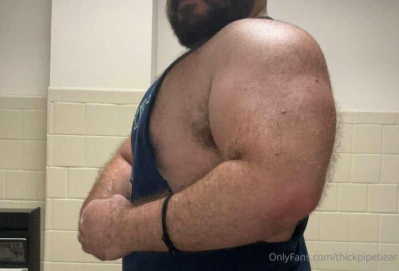 thickpipebear image #0