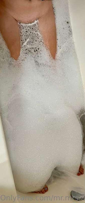 Anybody want some custom soapy titty pics?