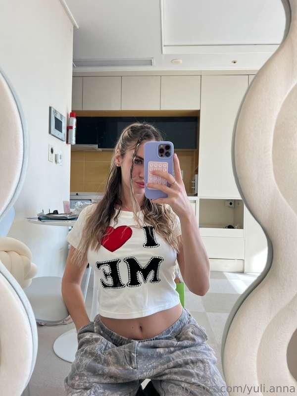Should I show you my tits babe?🤭