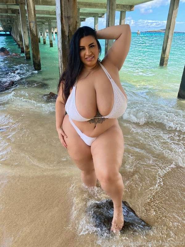 Life's better in a bikini. conversations are better in my DM..