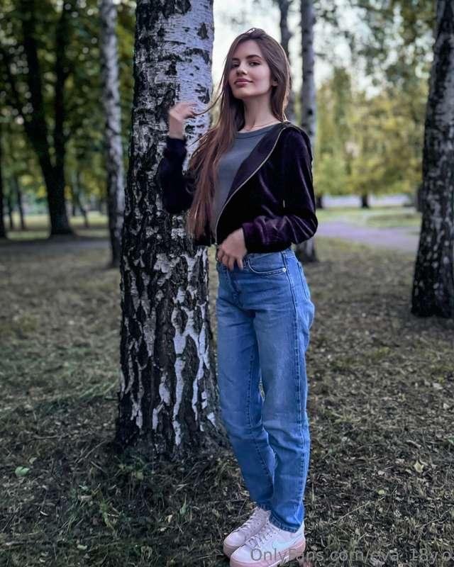My energy boost for the day, walking in nature outdoors🌸💓