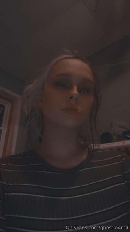 You've all been so kind to me here's another sneak peak. 🤗🎀