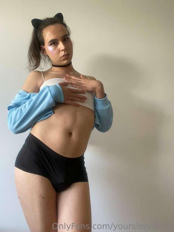 yoursissyvicky image #2