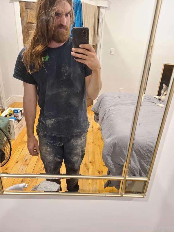 Tough day at the office for this dirty boy 🤟😜😅