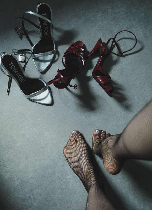 Silver of Red - I couldn't decide which temptation to walk i..