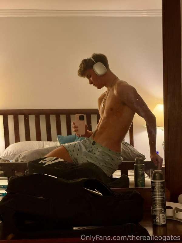 lick my abs!