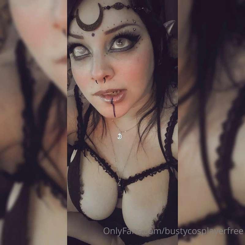Our last cosplay sex tape of the year up on my main page!! C..