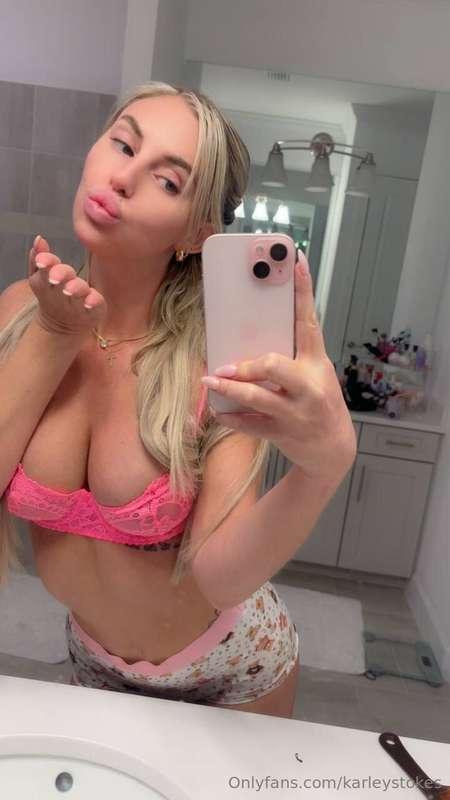 FIRST FAN TO TIP $11 WILL RECEIVE $999 WORTH OF CONTENT𝐏𝐋𝐔𝐒 ..