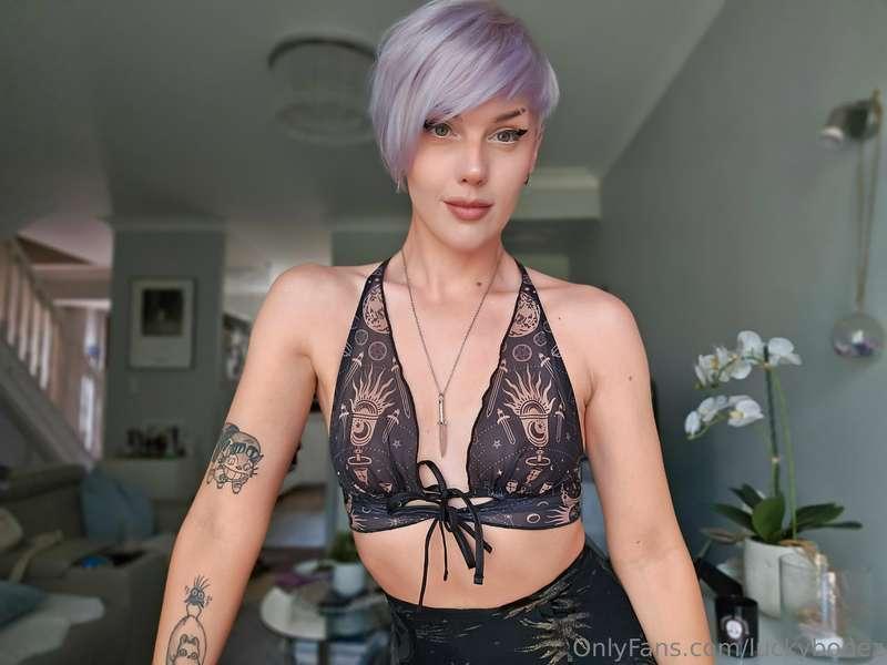 This look is so cute but I don't want to put it all up on tw..