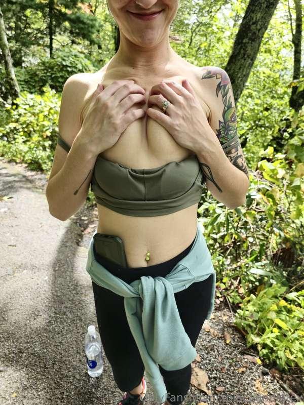 Just feeling myself in nature 😜