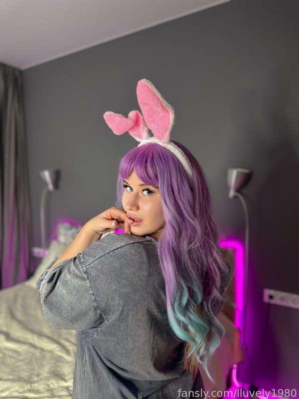 DM