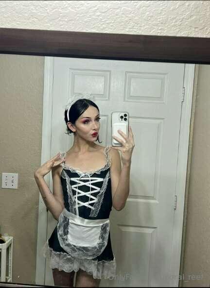 I feel extra slutty when wearing this! ☾⋆｡𖦹 °✩