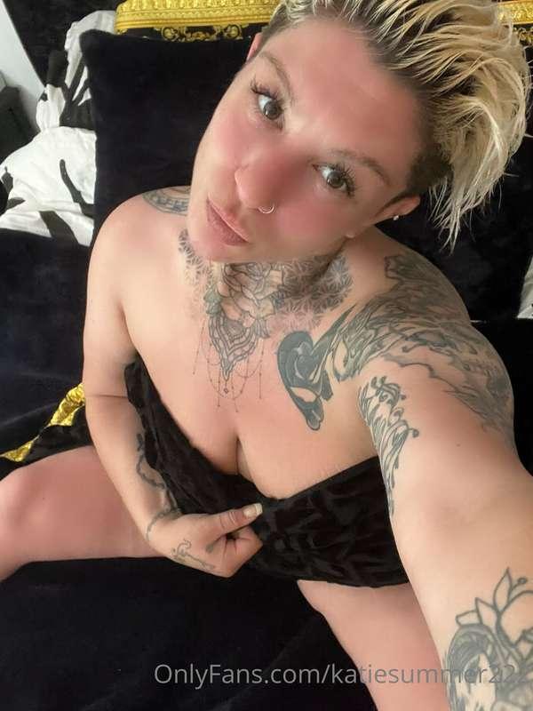Bath or shower ? Which do you like best ? Xxxx
