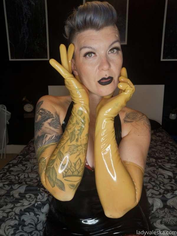 My latex gloves make you hard and I know with that power I c..
