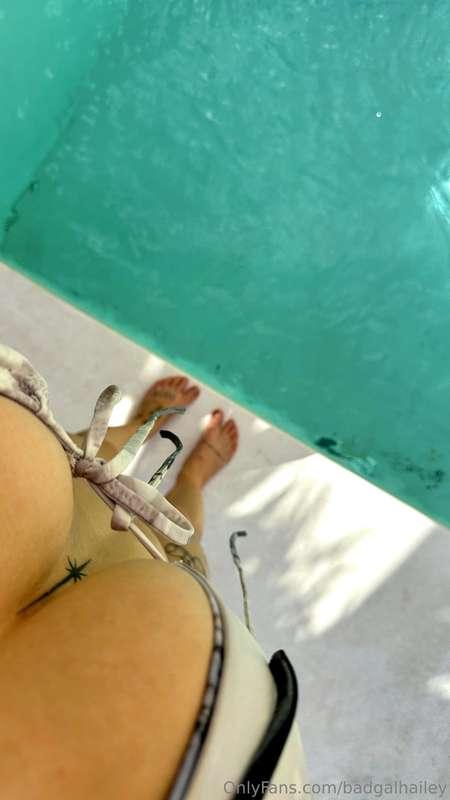 I gotta know… if you were in a poolside with me, what would ..