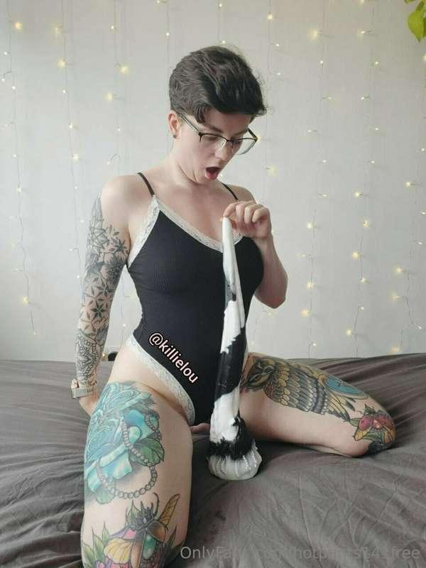 (24h) **She takes it where?!**
@killielou 👈 𝐅𝐑𝐄𝐄 🍑
@killielo..