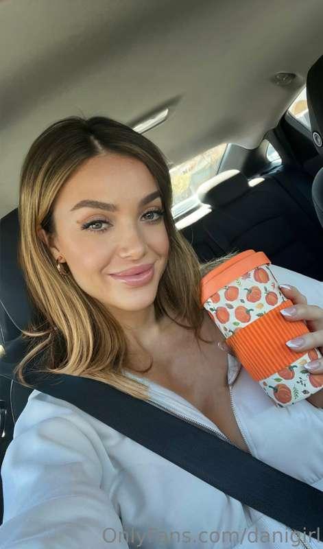 Got this adorable new cup!! 🎃🥤
Home goods is one of my favor..