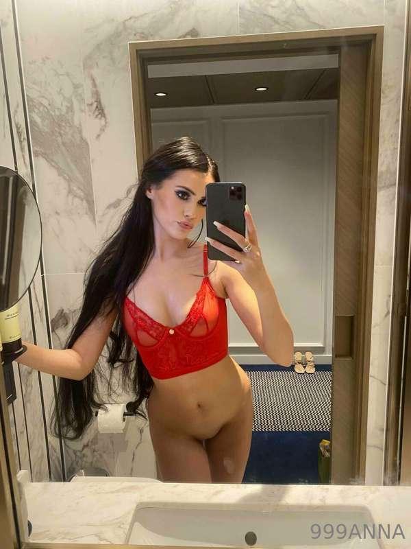 Can you get my pussy wet? 😈💦