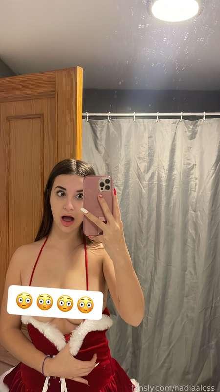 SIN EMOJI POR PRIVADO PIDEMELO SI QUIERES CORRERTE CON MIS TETAS😳